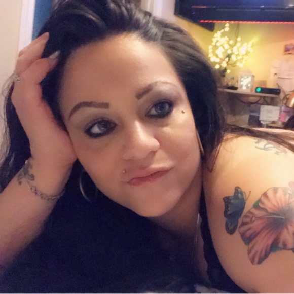 Meet your Posher, Tamara the Beast! - Picture 5 of 11